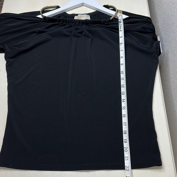 Michael Michael Kors Black w/ Gold Chain Shoulder Straps Long Sleeve Top Size - Picture 10 of 11